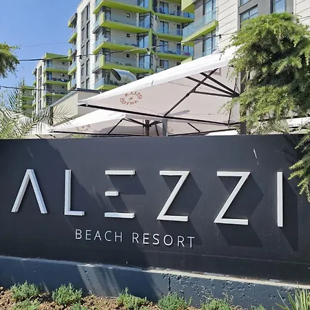 Deluxe Family Studio Beach & Pool Prima Linie La Mare Parking Apartment