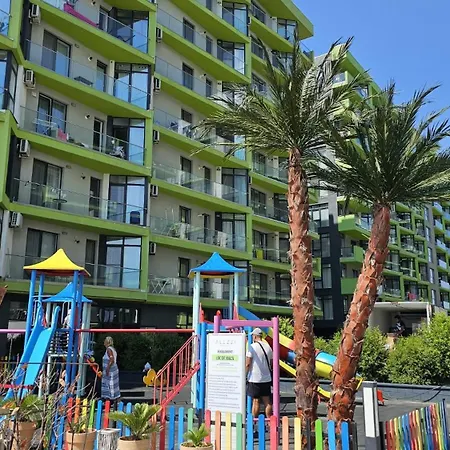 アパート Deluxe Family Studio Beach & Pool Prima Linie La Mare Parking *