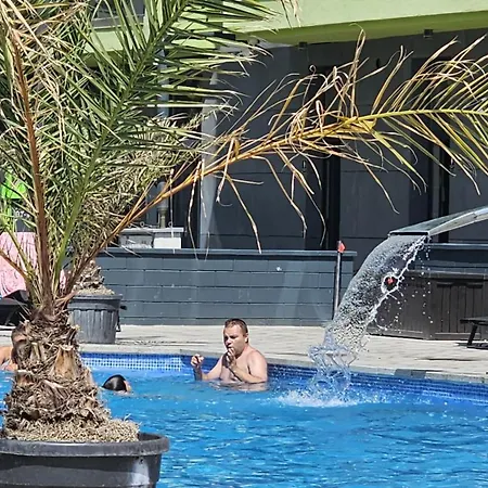 Deluxe Family Studio Beach & Pool Prima Linie La Mare Parking * Năvodari